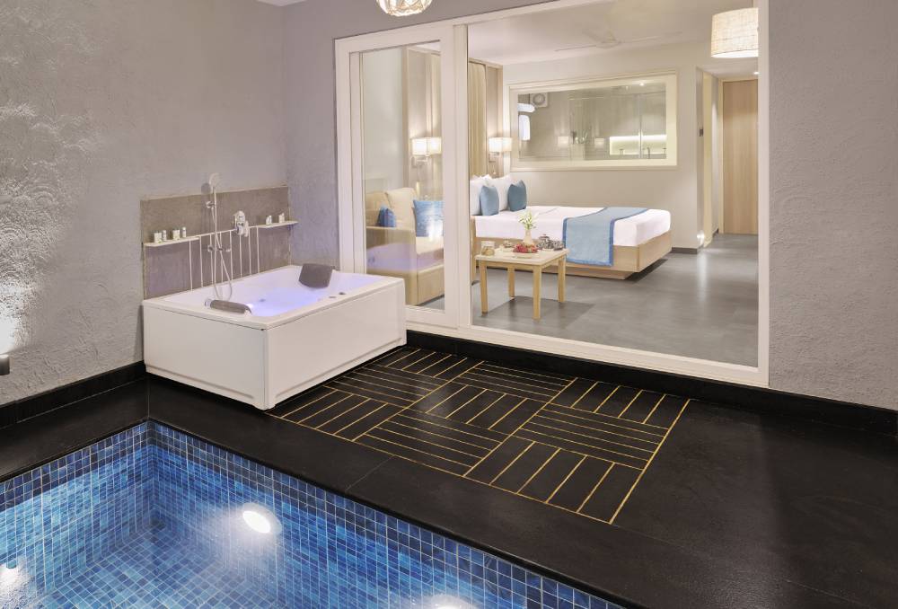 Good Luxury Hotel
